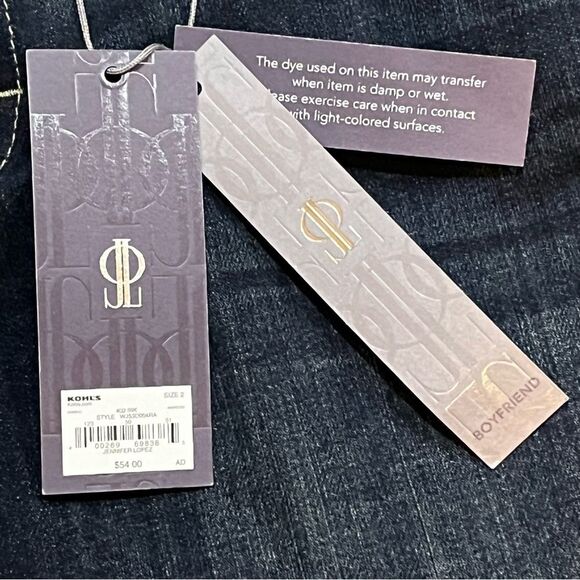 NWT Jennifer Lopez Boyfriend Mid Rise Straight Leg Jeans size 2 Stretch Denim - Picture 8 of 14